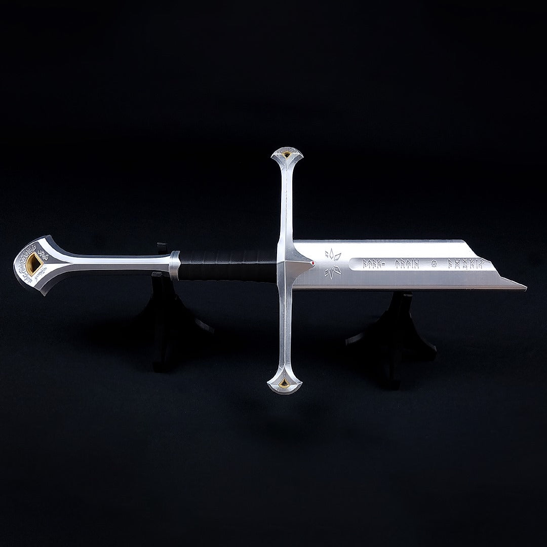Anduril, the Blade Narsil Reforged (Aragorn's Sword) Collapsible Sword