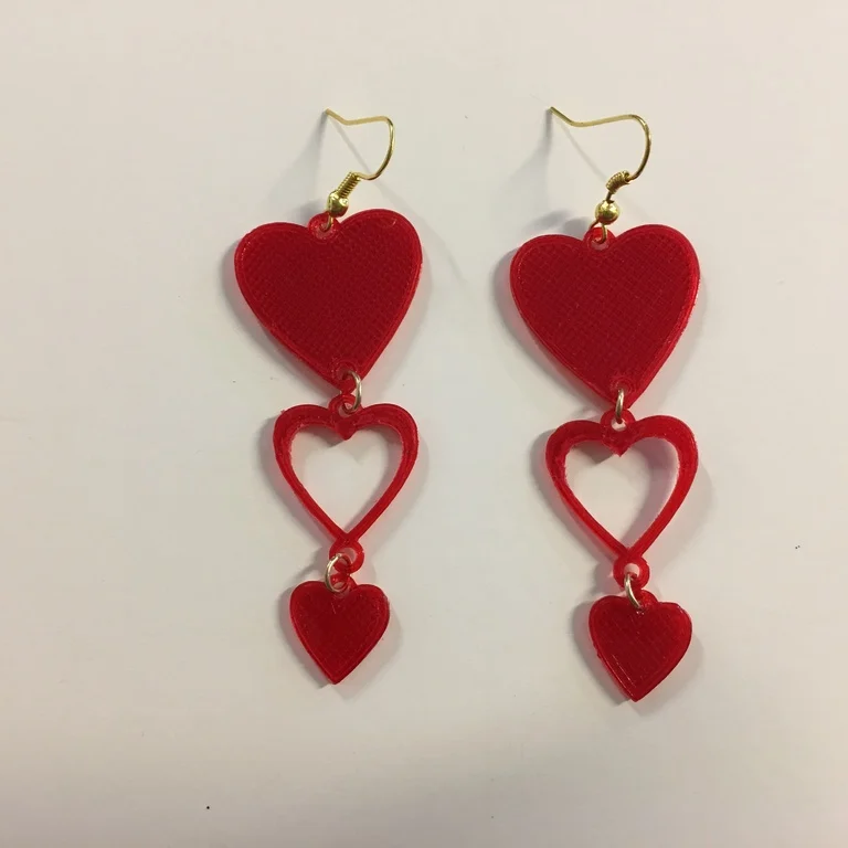 Dangling Hearts Earrings