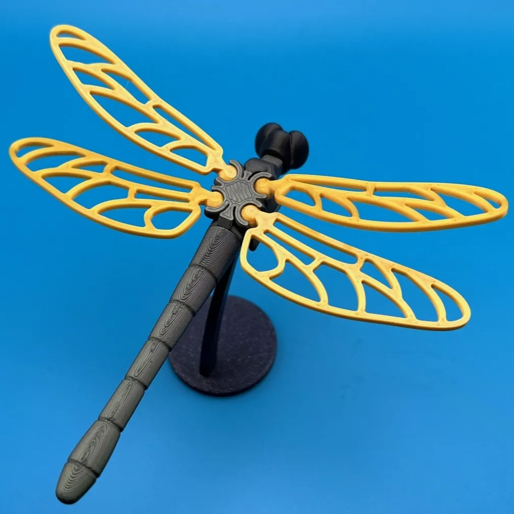 Posable Voronoi Dragonfly Model